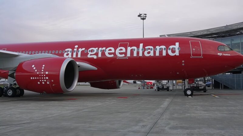 THE AIR GREENLAND DELIVERY Plane